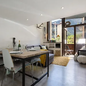 https://residence-grand-roc-ancolies-028.hotels-rhonealpes.com