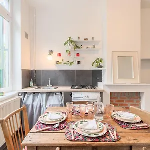https://old-lille-atypical-house-full-of-charm.lillehotels.org